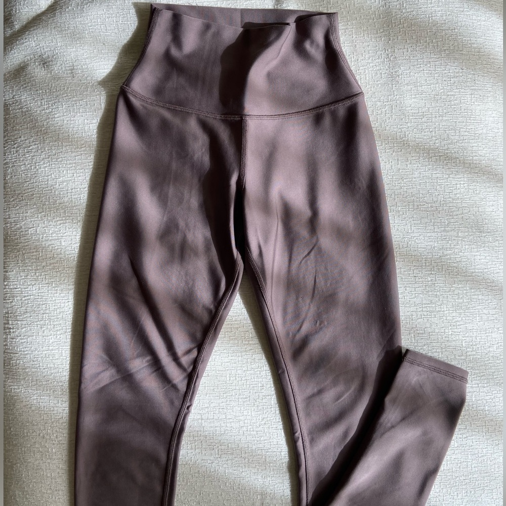 Alo Yoga Airlift Leggings - Brown
